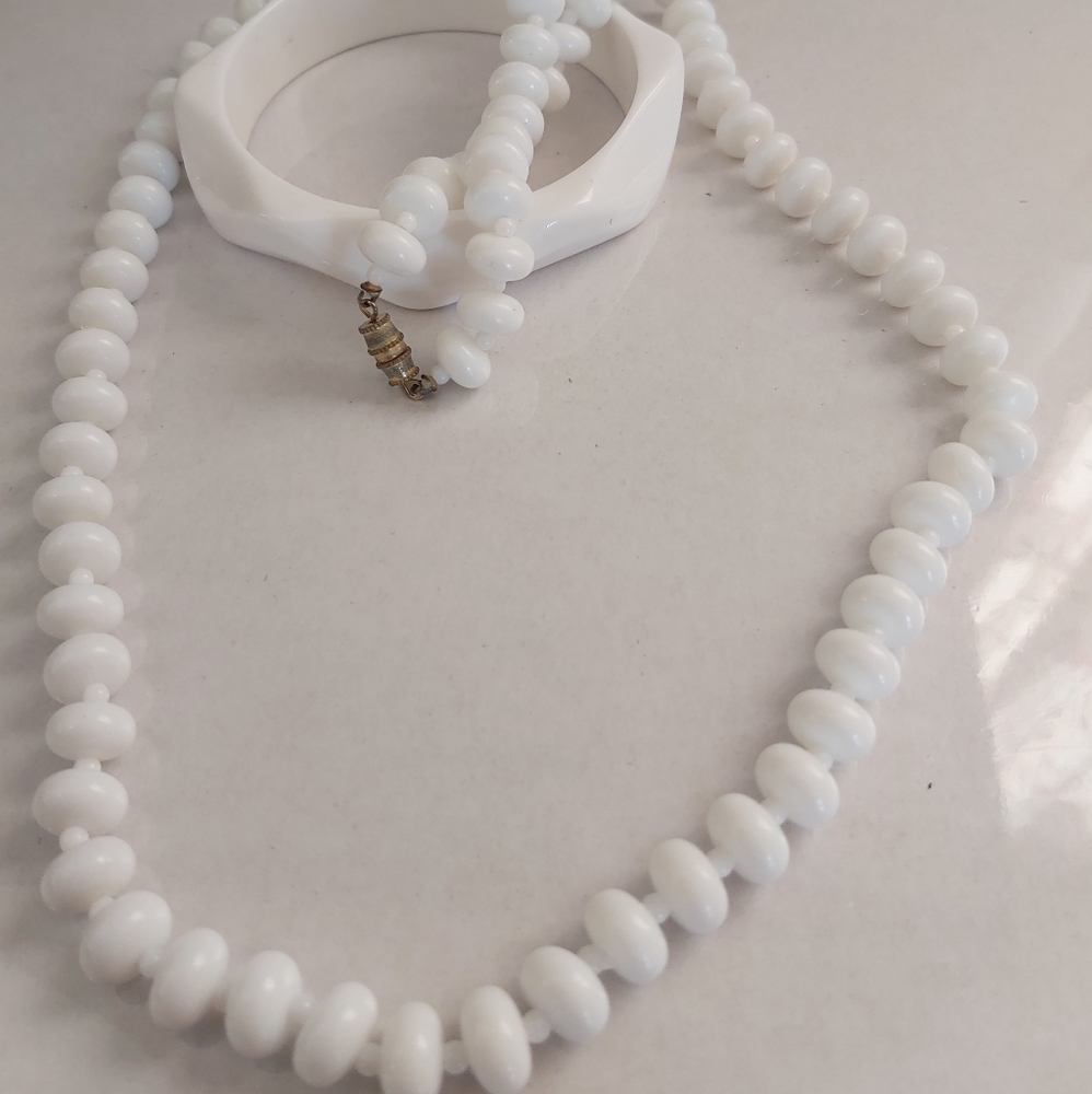 Vintage necklace and bracelet